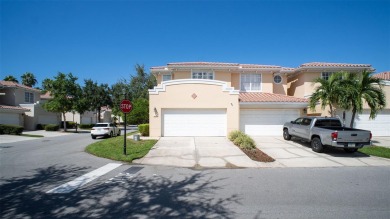 (private lake, pond, creek) Townhome/Townhouse For Sale in St. Petersburg Florida