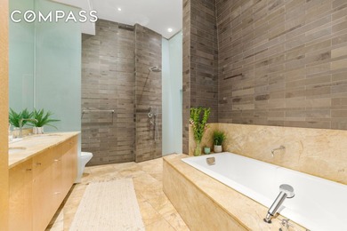 A full-floor loft in the heart of SoHo, this expansive 3-bedroom - photo 14