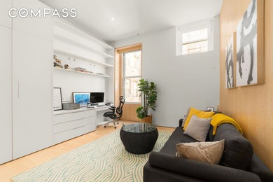A full-floor loft in the heart of SoHo, this expansive 3-bedroom - photo 16