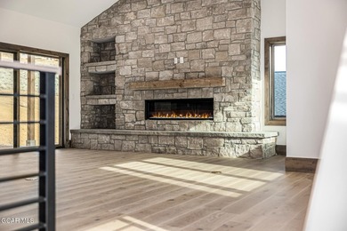 Move-In Ready This October in Granby Ranch! This beautifully - photo 17