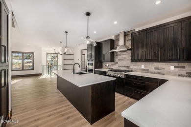Move-In Ready This October in Granby Ranch! This beautifully - photo 27