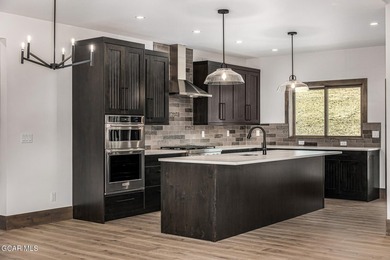 Move-In Ready This October in Granby Ranch! This beautifully - photo 29