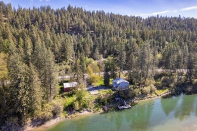 Pend Oreille River Home For Sale in Newport Washington