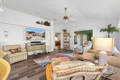 STUCCO COURTYARD VILL ON GOLF COURSE 2-bed 2-bath with a - photo 10
