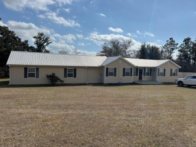 Lake Home For Sale in Donalsonville, Georgia