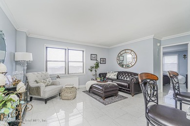Welcome to 1000 Clove Road, Manhattan style living in this - photo 12