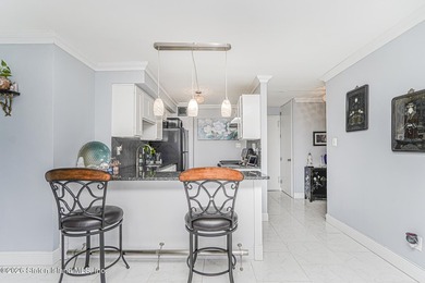 Welcome to 1000 Clove Road, Manhattan style living in this - photo 15