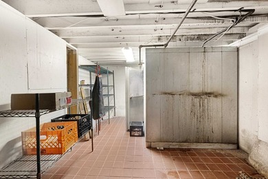 Prime opportunity to own a restaurant and bar WITH LIQUOR - photo 19
