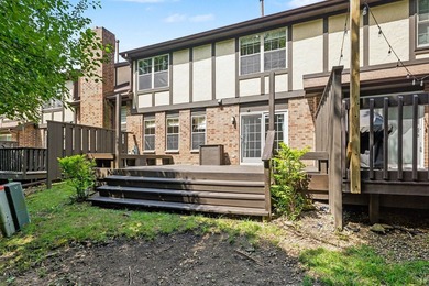 Welcome to 360 Golfview Ct-where everyday life feels calmer - photo 19