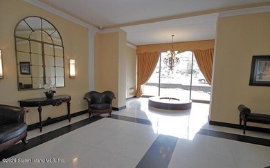 Welcome to 1000 Clove Road, Manhattan style living in this - photo 21