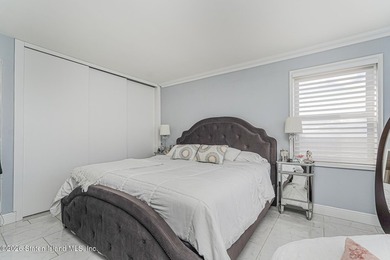 Welcome to 1000 Clove Road, Manhattan style living in this - photo 23