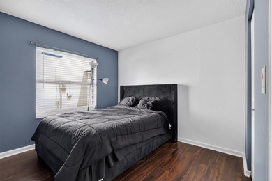 pack your bags and moving into this cozy 4 bedroom 2 bath with - photo 27