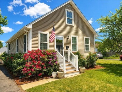 Welcome to 5 Thayer Pl-a beautifully maintained Cape-Style home - photo 1