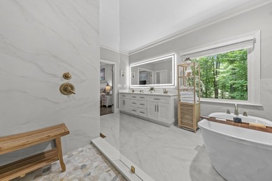 A truly rare offering in a private setting at Reynolds Lake - photo 33