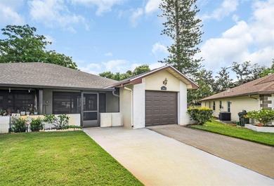 Fully updated 2-bedroom, 2-bath villa with attached garage - photo 2