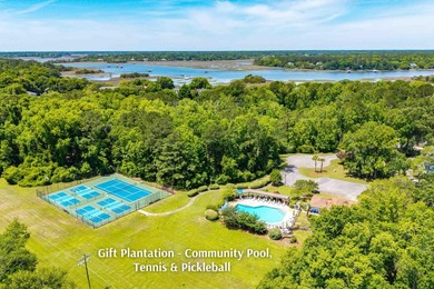 Welcome to this stunning Charleston-style traditional home - photo 4