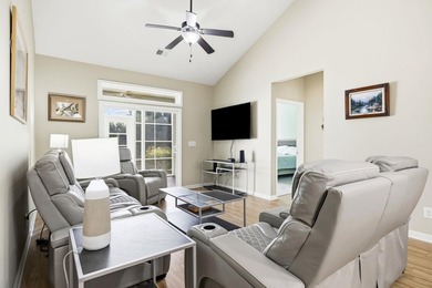 SOLD COMPLETELY FURNISHED AND MOVE IN READY! This beautifully - photo 4