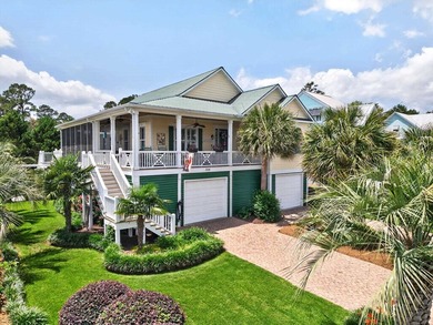 PRICE REDUCED!!! This exceptional custom-built residence - photo 1