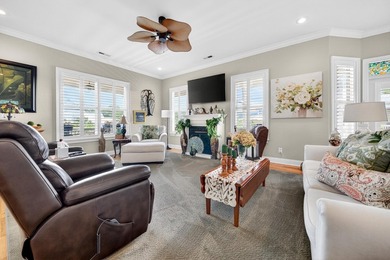 PRICE REDUCED!!! This exceptional custom-built residence - photo 5