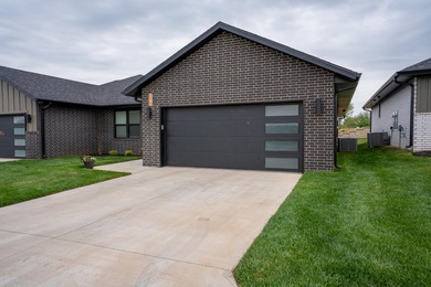 Homes for sale in the exclusive Villas at Anthony Park 55+