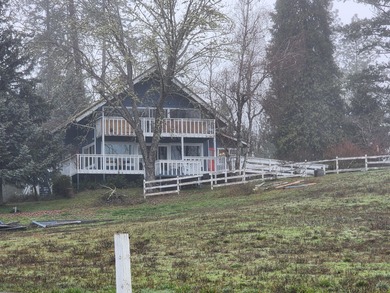 (private lake, pond, coastal) Home Sale Pending in Grants Pass Oregon