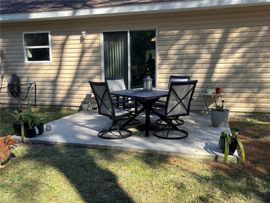 Come see this practically brand new 3/2 beautiful Frame Home - photo 8