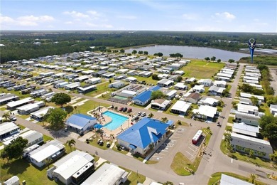 Welcome to your slice of Florida paradise in sought-after - photo 5