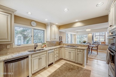 Discover world-class mountain living in the heart of Arrowhead's - photo 5