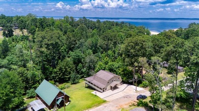Your Lake Sam Rayburn getaway awaits! Nestled in the - photo 6