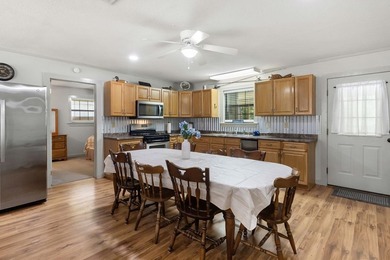 Your Lake Sam Rayburn getaway awaits! Nestled in the - photo 10