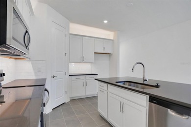 Virtually Staged. Under Construction. Spacious 3-bedroom, 2-Bath - photo 7
