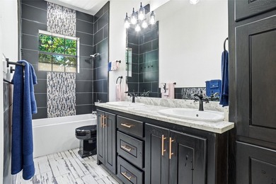 Stunning Modern Home on 2 Acres with Full Guest Quarters & - photo 19