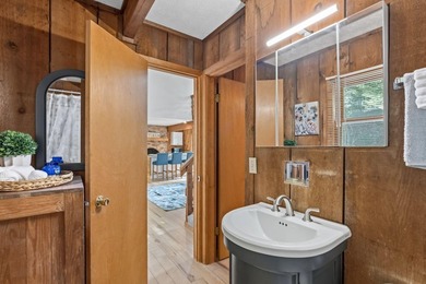 Welcome to a LAKEFRONT home in the desirable Hideaway Hills! - photo 21
