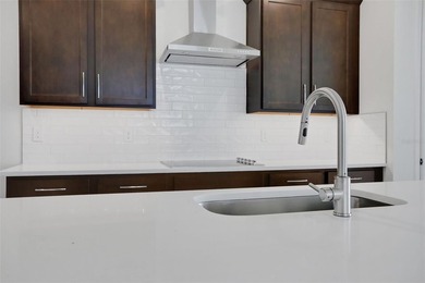 Virtually Staged. Under Construction. Spacious 4-bedroom, 2 - photo 9