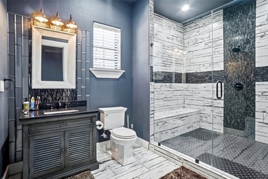 Stunning Modern Home on 2 Acres with Full Guest Quarters & - photo 34