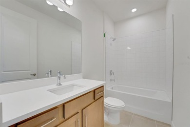 Virtually Staged. Under Construction. Spacious 4-bedroom, 2 - photo 4
