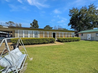 Lake Home For Sale in Donalsonville, Georgia