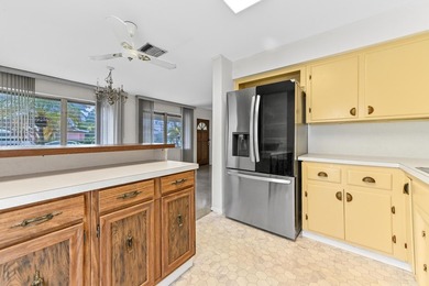 Welcome to this charming 1-story home in Oakland Park, offering - photo 8
