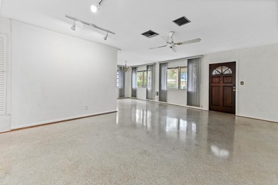 Welcome to this charming 1-story home in Oakland Park, offering - photo 10
