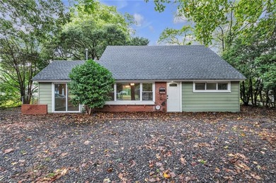 Lake Whitehurst Home For Sale in Norfolk Virginia