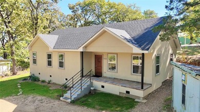 Lake Home For Sale in Tool, Texas