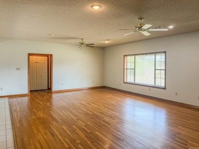 MOTIVATED SELLER!!!! Looking for space, flexibility, and a - photo 13