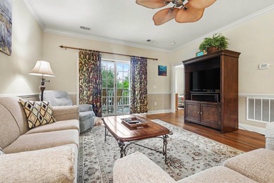 Beautiful three bedroom, two bath, UPDATED END UNIT in the - photo 5