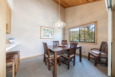 We are proud to present Unit 17 at Donner Pines West, a - photo 18