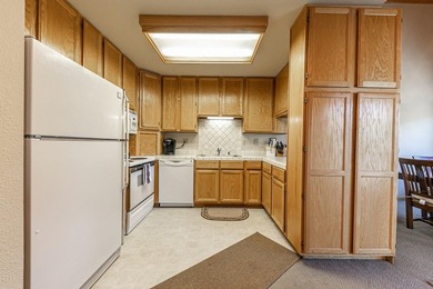We are proud to present Unit 17 at Donner Pines West, a - photo 19