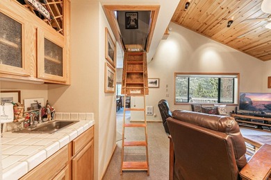 We are proud to present Unit 17 at Donner Pines West, a - photo 22