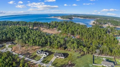 This beautiful home offers the perfect blend of comfort and - photo 3