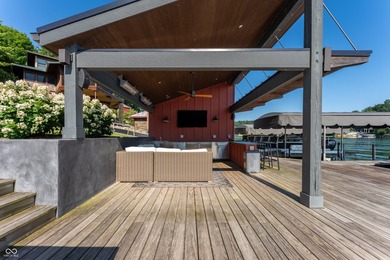Welcome to Grandview Lake living at its finest - a mid-century - photo 8
