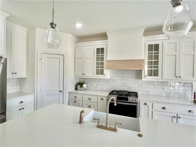 Smithville Lake Home For Sale in Smithville Missouri