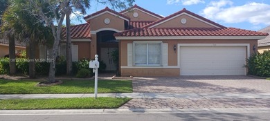 (private lake, pond, creek) Home For Sale in Pembroke Pines Florida